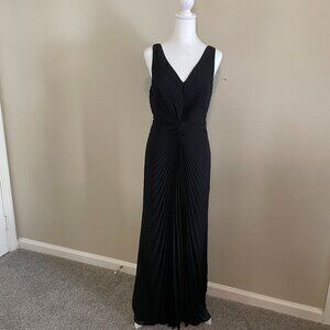 Chetta B Long Formal Dress